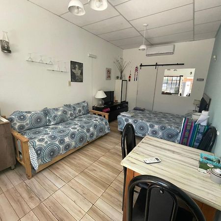 Ezeiza 2 Monoambiente Privado A 15 Minutos Del Aeropuerto Opcional Tranfer Desde Y Hacia El Aeropuerto De Ezeiza Las 24 Horas Pet Friendly Eksteriør billede