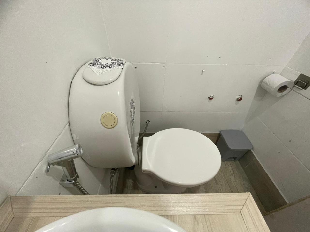 Ezeiza 2 Monoambiente Privado A 15 Minutos Del Aeropuerto Opcional Tranfer Desde Y Hacia El Aeropuerto De Ezeiza Las 24 Horas Pet Friendly Eksteriør billede